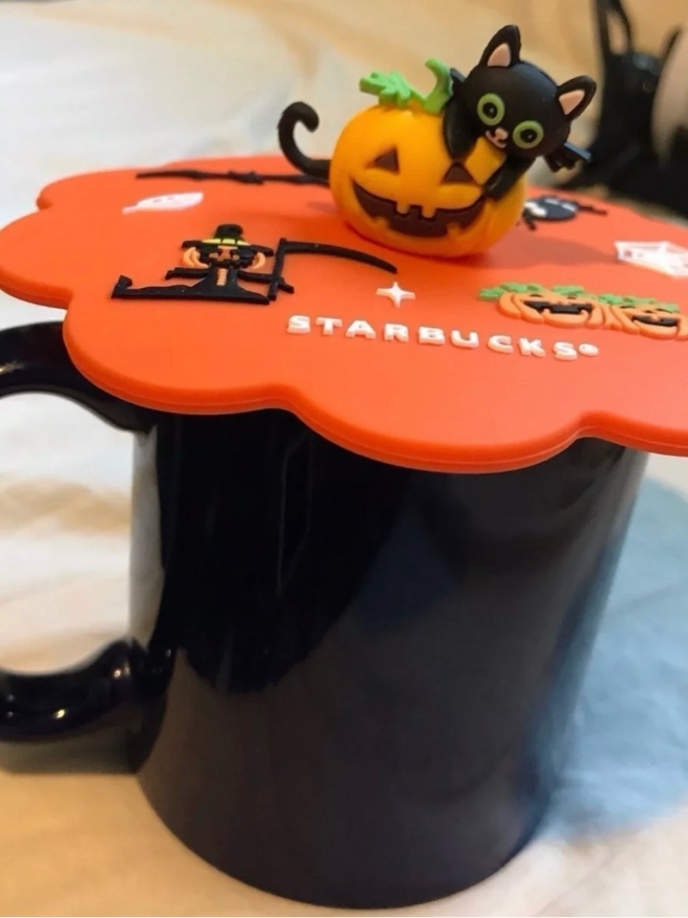 Starbucks Orange Halloween Pumpkin Cat Silicone Mug Lid